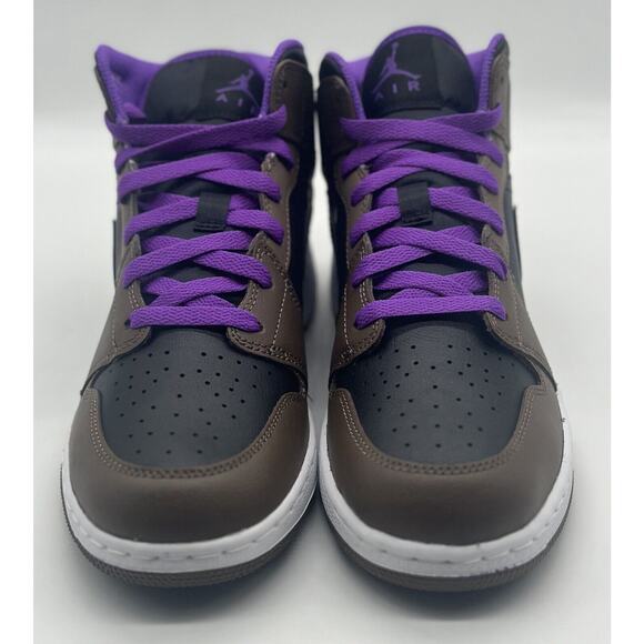 NEW Nike Air Jordan 1 Mid Purple Mocha DQ8423-215 Youth Size 7Y Women’s Size 8.5 - Picture 2 of 7